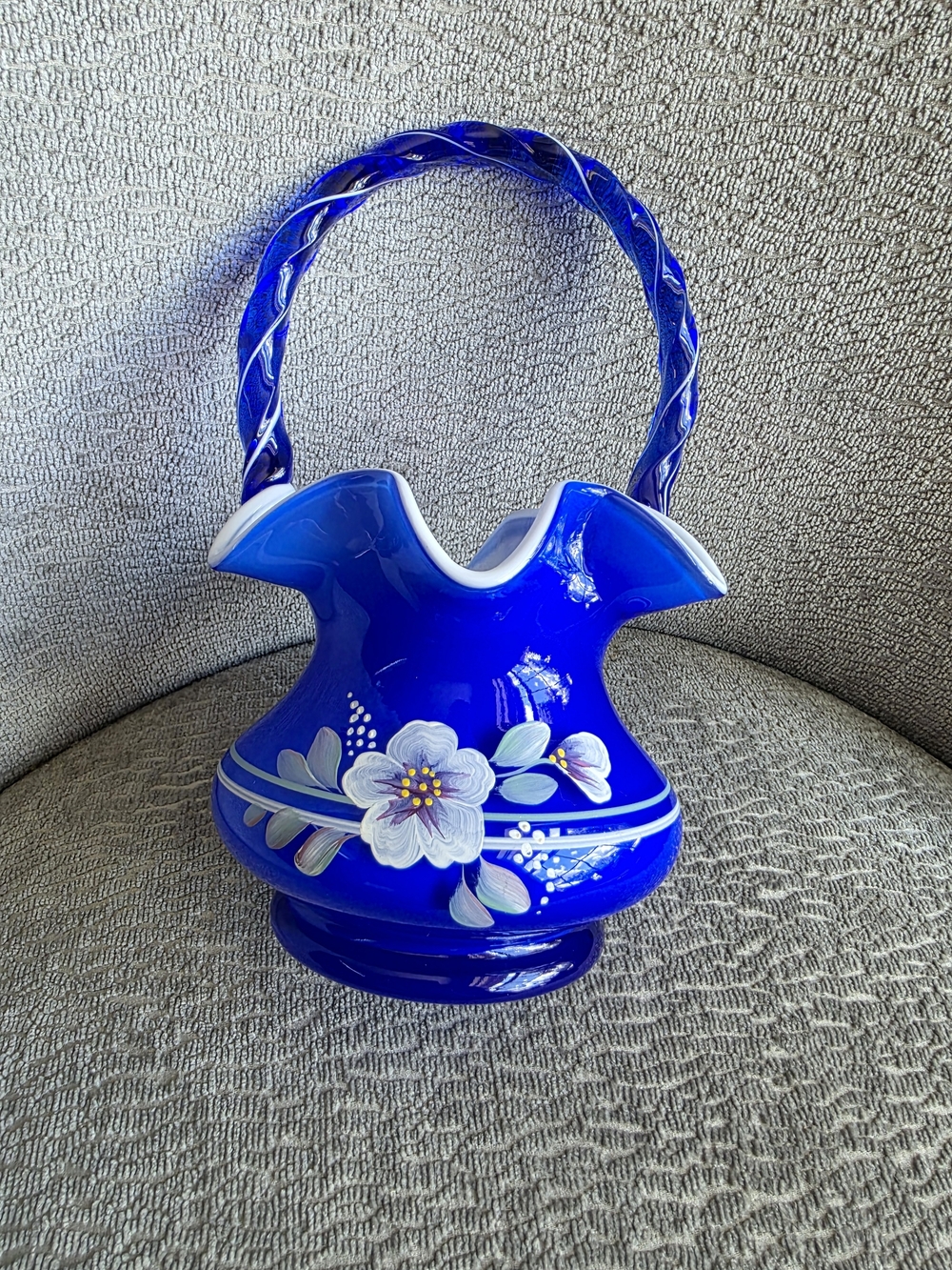 Beautiful Fenton Milk Glass Cobalt Blue Floral Hand Painted Legacy Collection - Picture 8 of 16